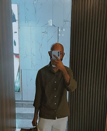 Aniket's mirror selfie